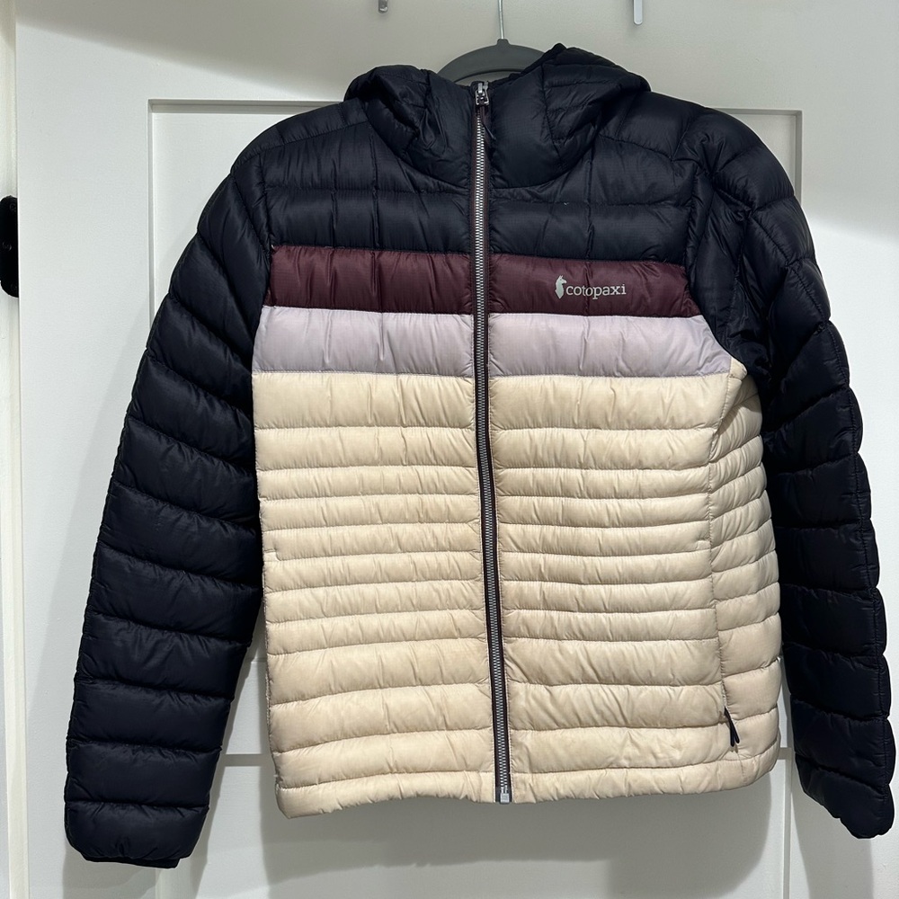 Cotopaxi Women’s Fuego Down Hooded Jacket